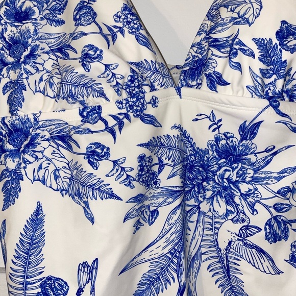 Kona Sol Foral Blue and White One piece swimsuit - Picture 7 of 10